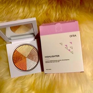 OFRA Beverly Hills highlighter